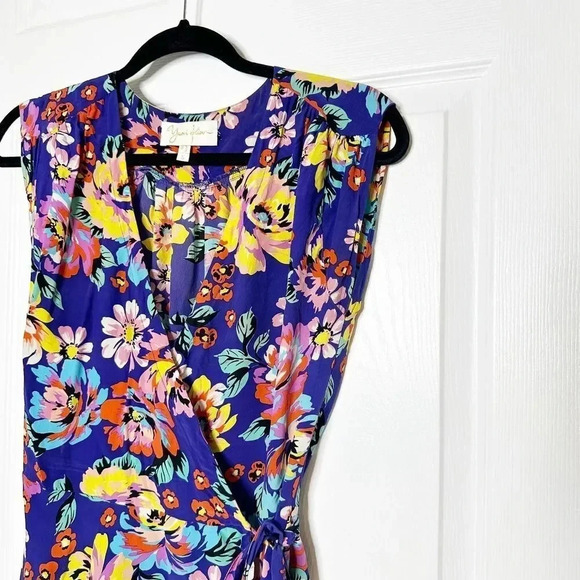 YUMI KIM 100% Silk Blue Floral Wrap Mini Dress - Picture 2 of 8